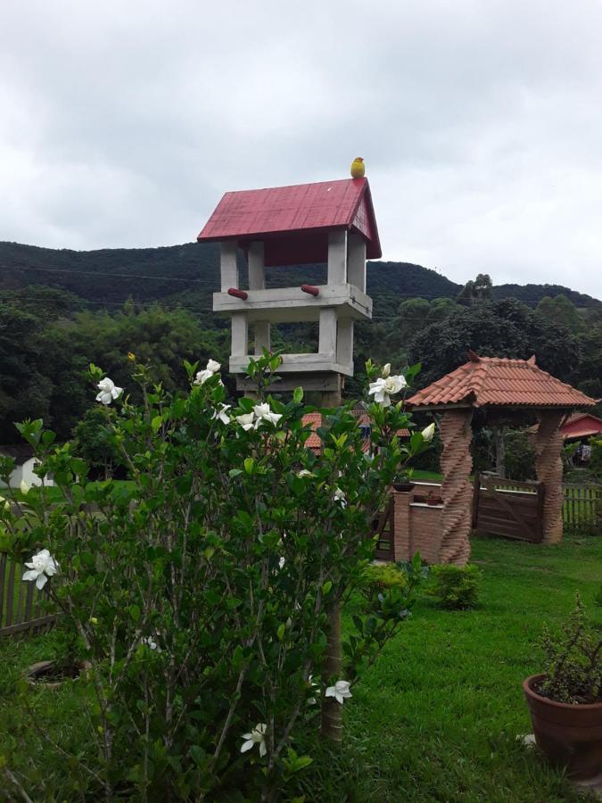 Recanto Das Flores São Tomé das Letras Esterno foto